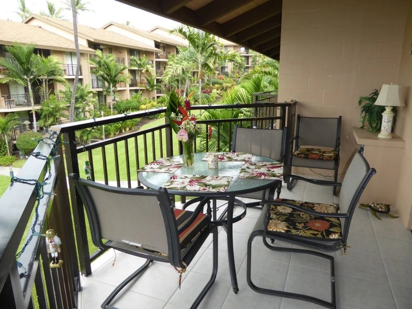 Kona Makai 2303 by RedAwning