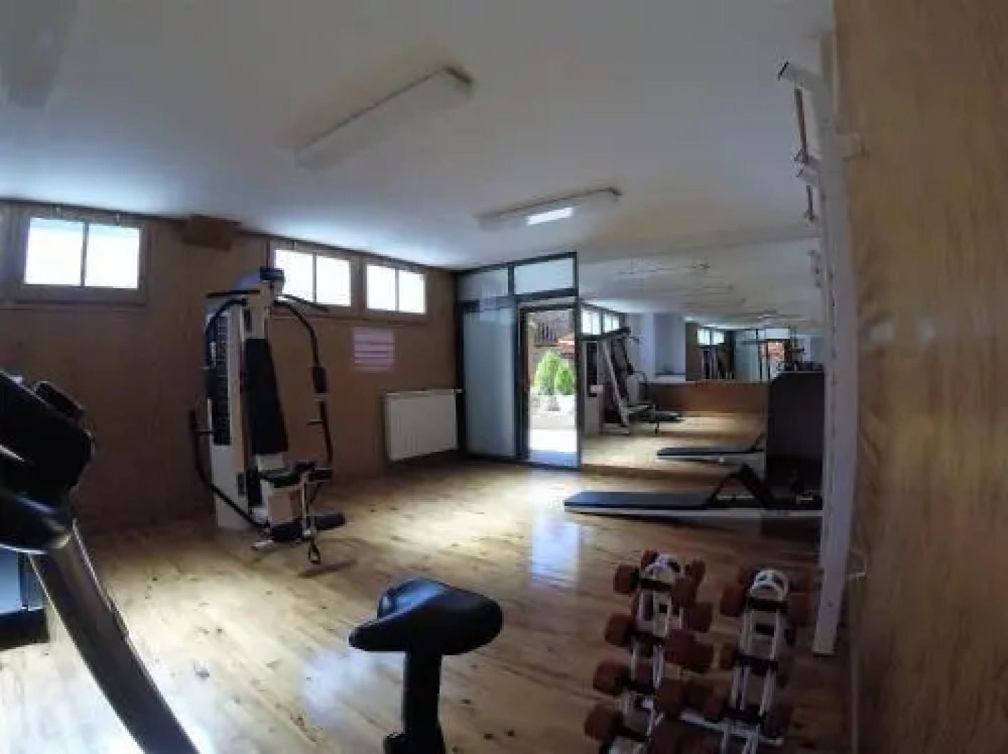 Aparthotel les Corts