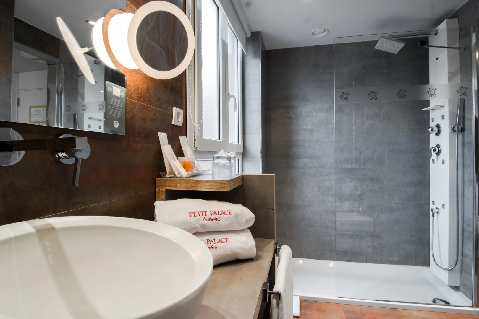 Petit Palace Tamarises