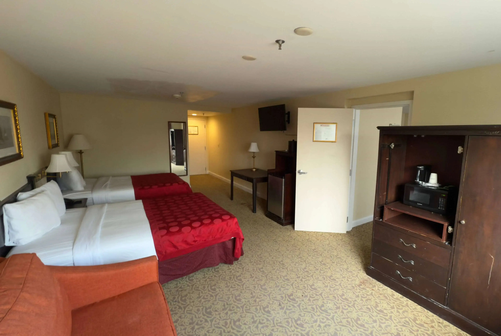 Ramada by Wyndham Seekonk Providence Area