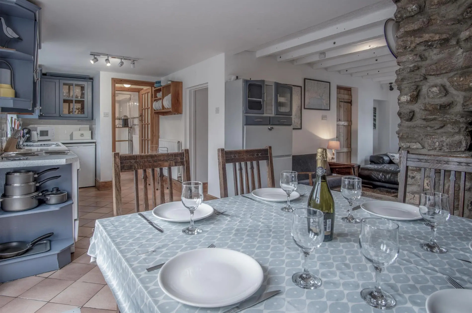 Angle Adventures - 4 Bedroom Cottage - Angle