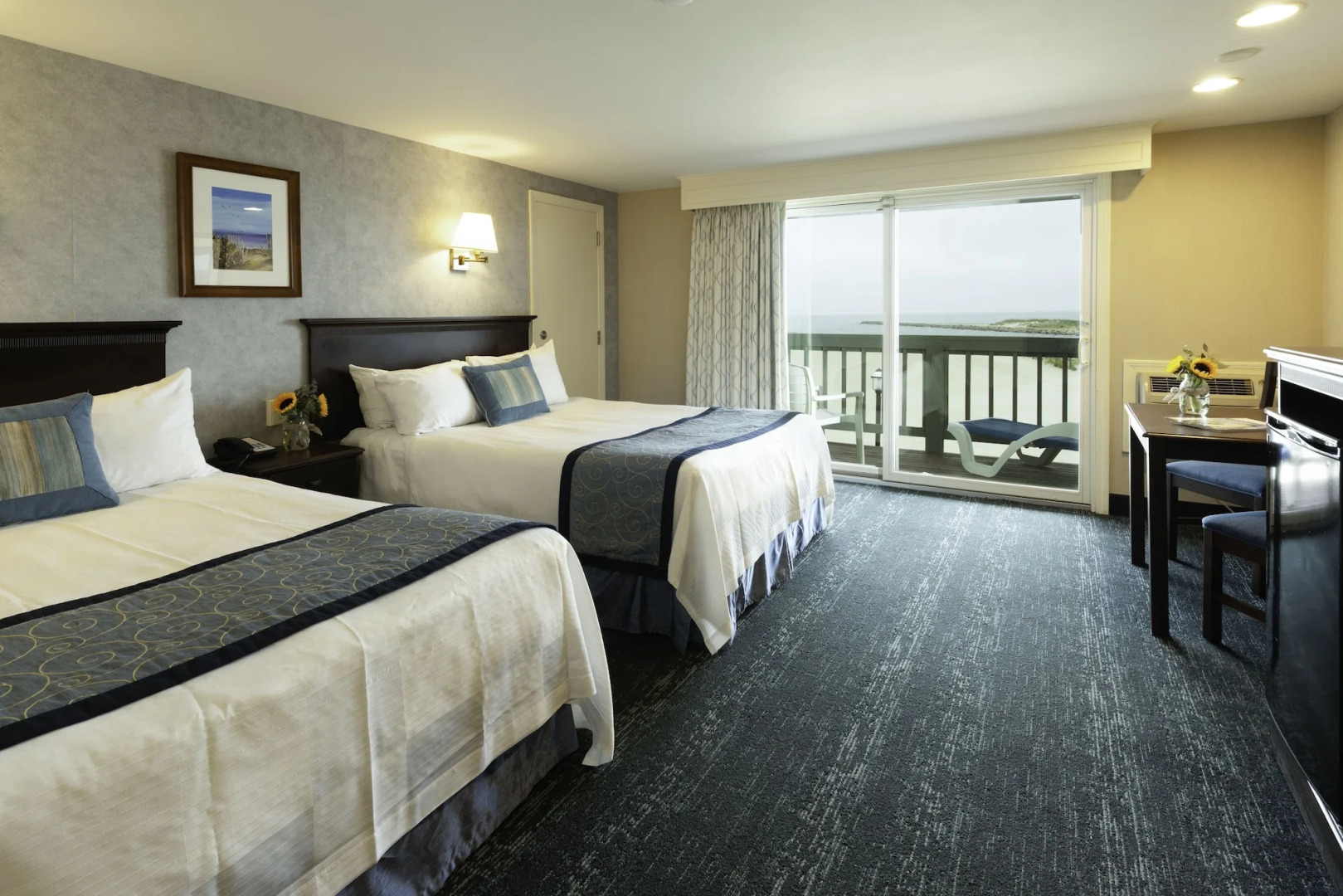 Red Jacket Beach Resort