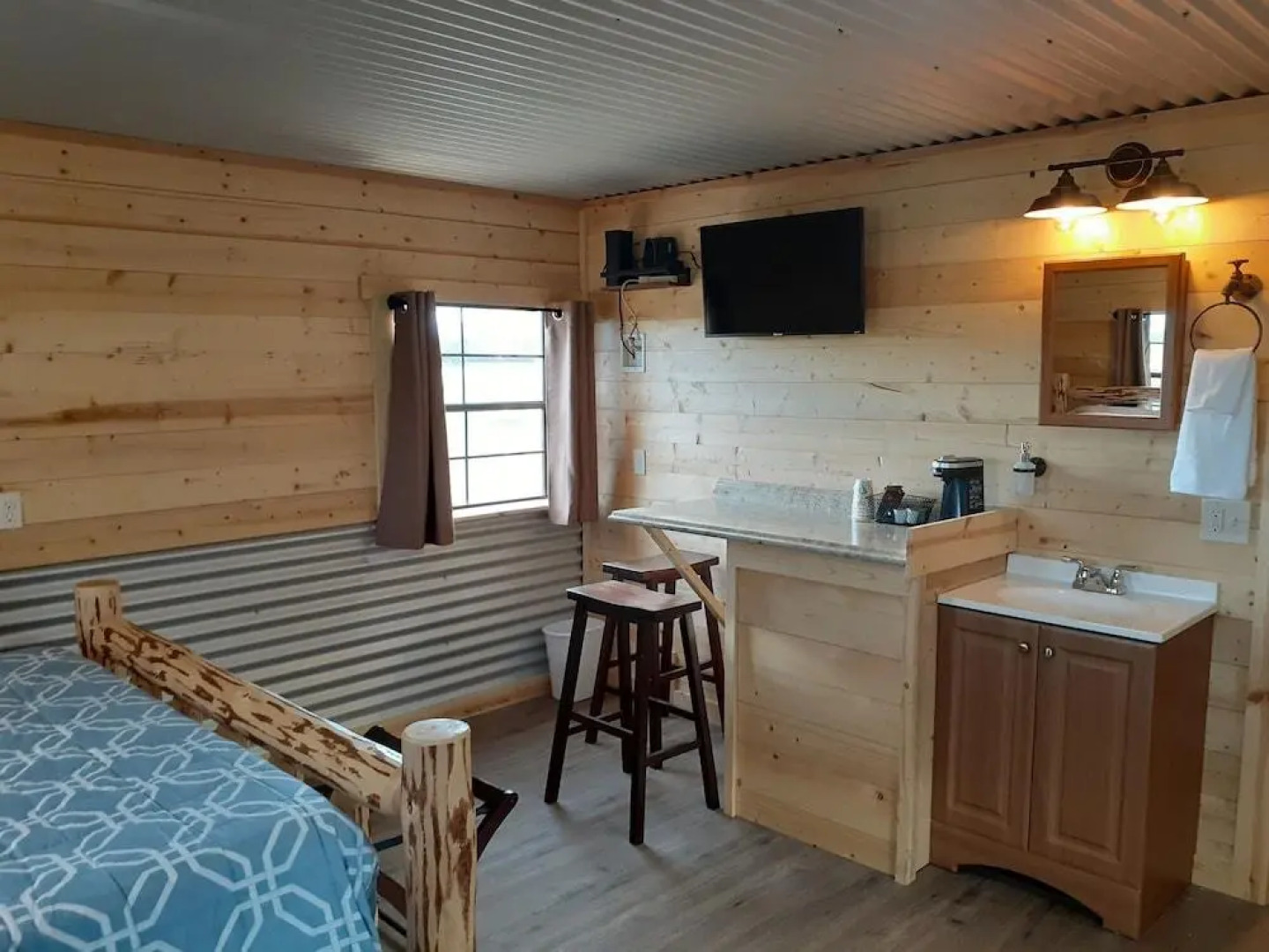 Glacier Acres Guest Ranch