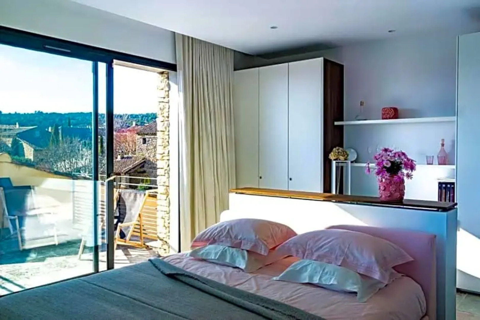 BB 12 LUBERON chambres d'h¿tes contemporaines