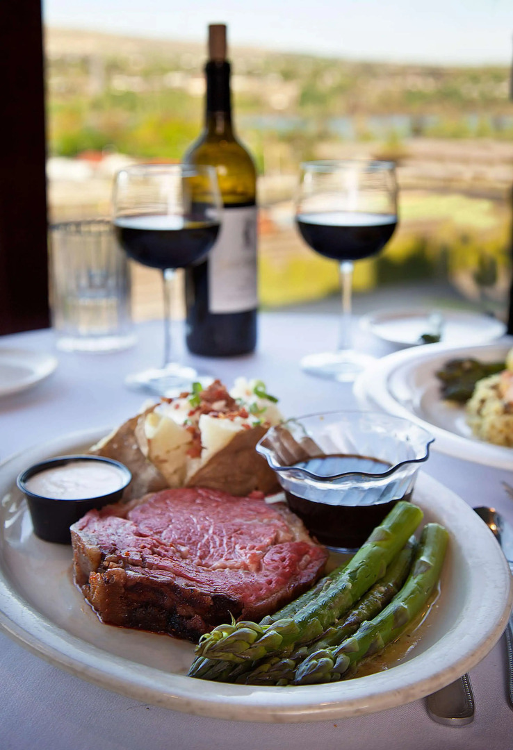 Coast Wenatchee Center Hotel