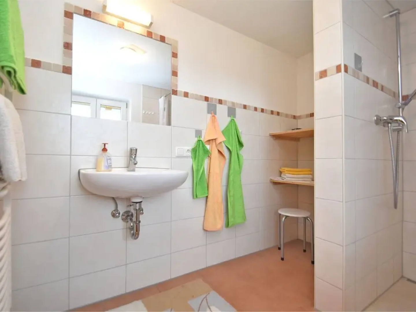 Modern Apartment in Lindegg with Balcony