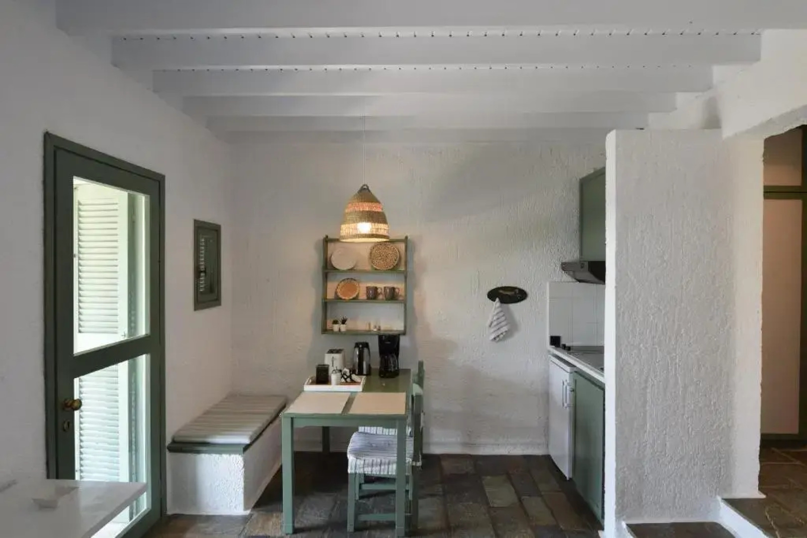 One bedroom apartment