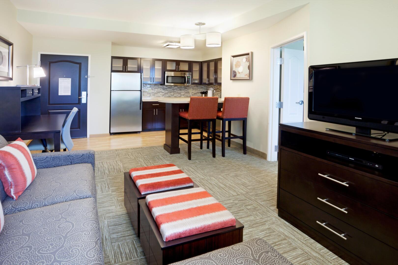 Staybridge Suites Stone Oak by IHG