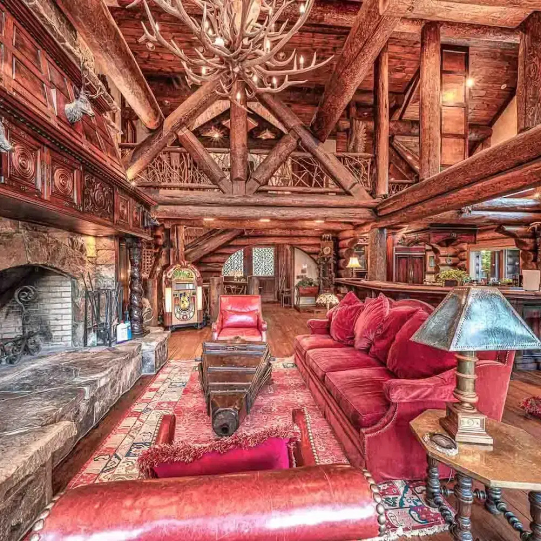 Forge Lake Lodge in Topton