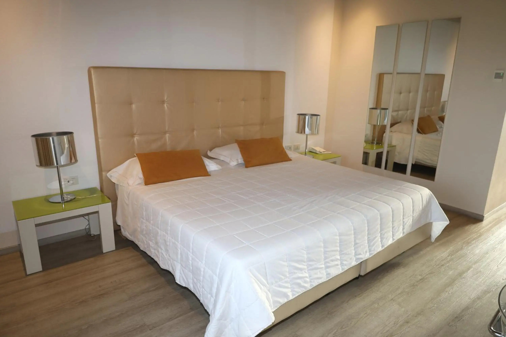 One Hotel & Restaurant