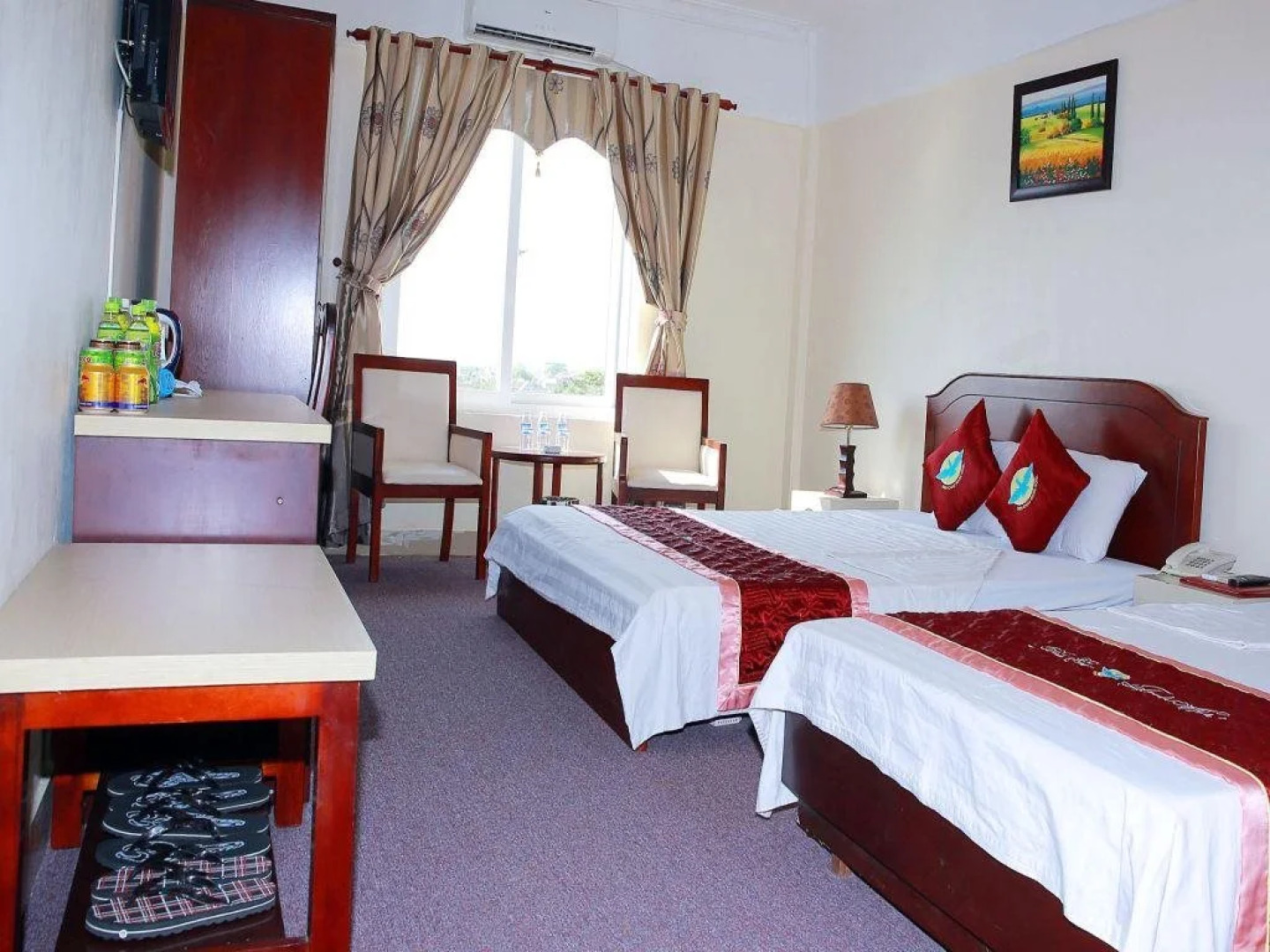 Dien Chau Trade Hotel