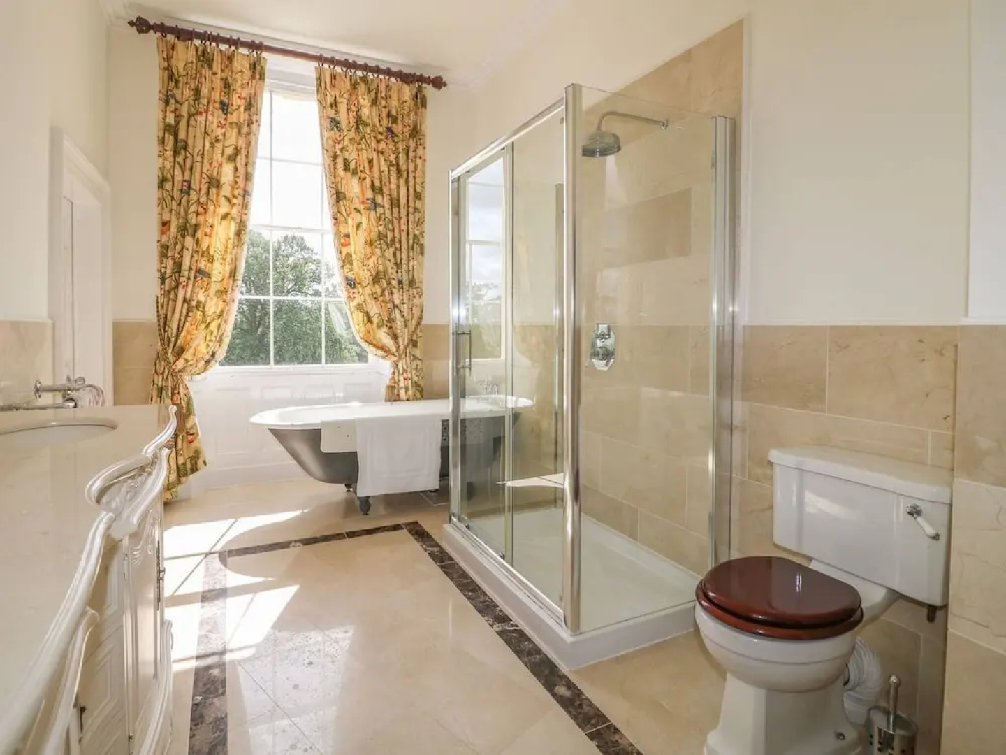Severn Manor Country Estate