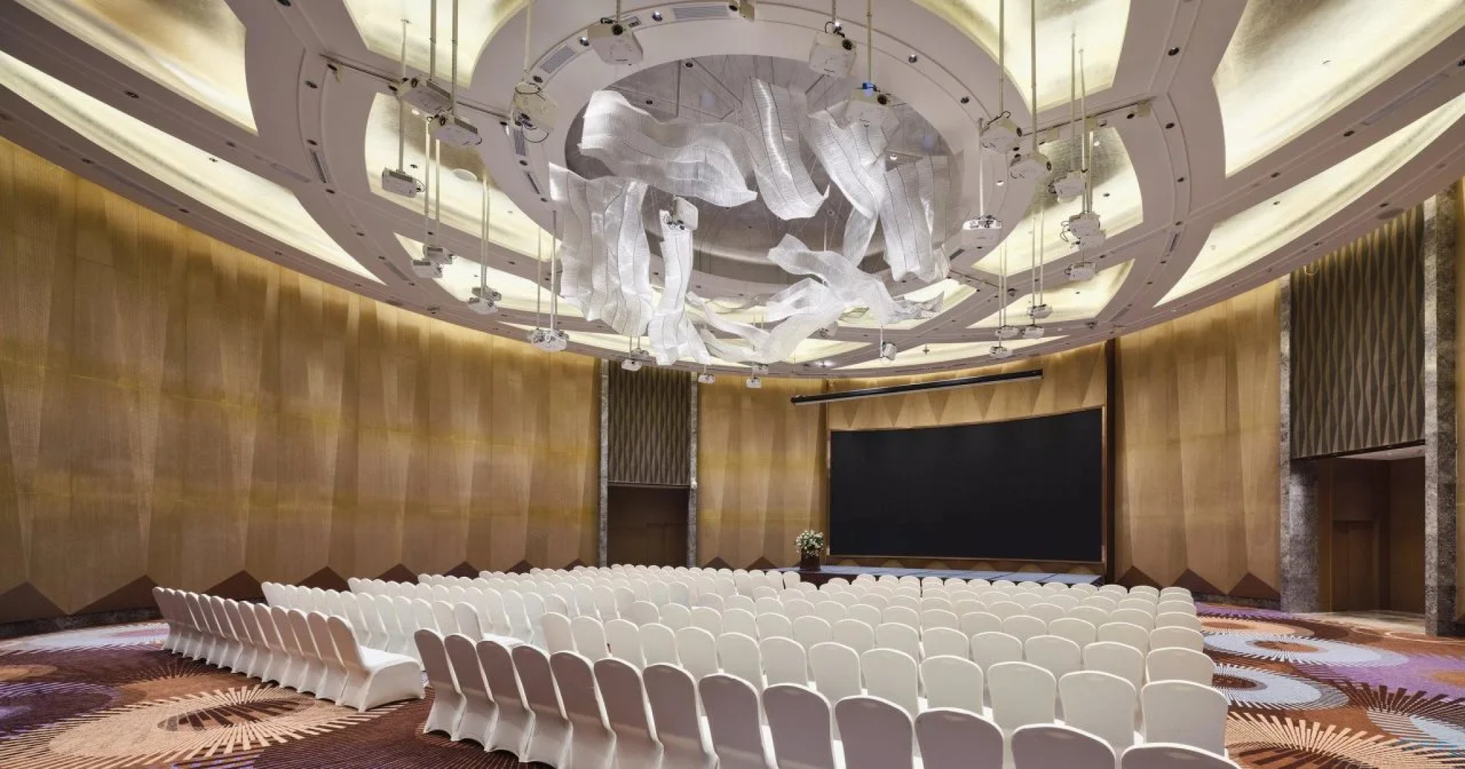 Holiday Inn Xining Hot-Spring by IHG