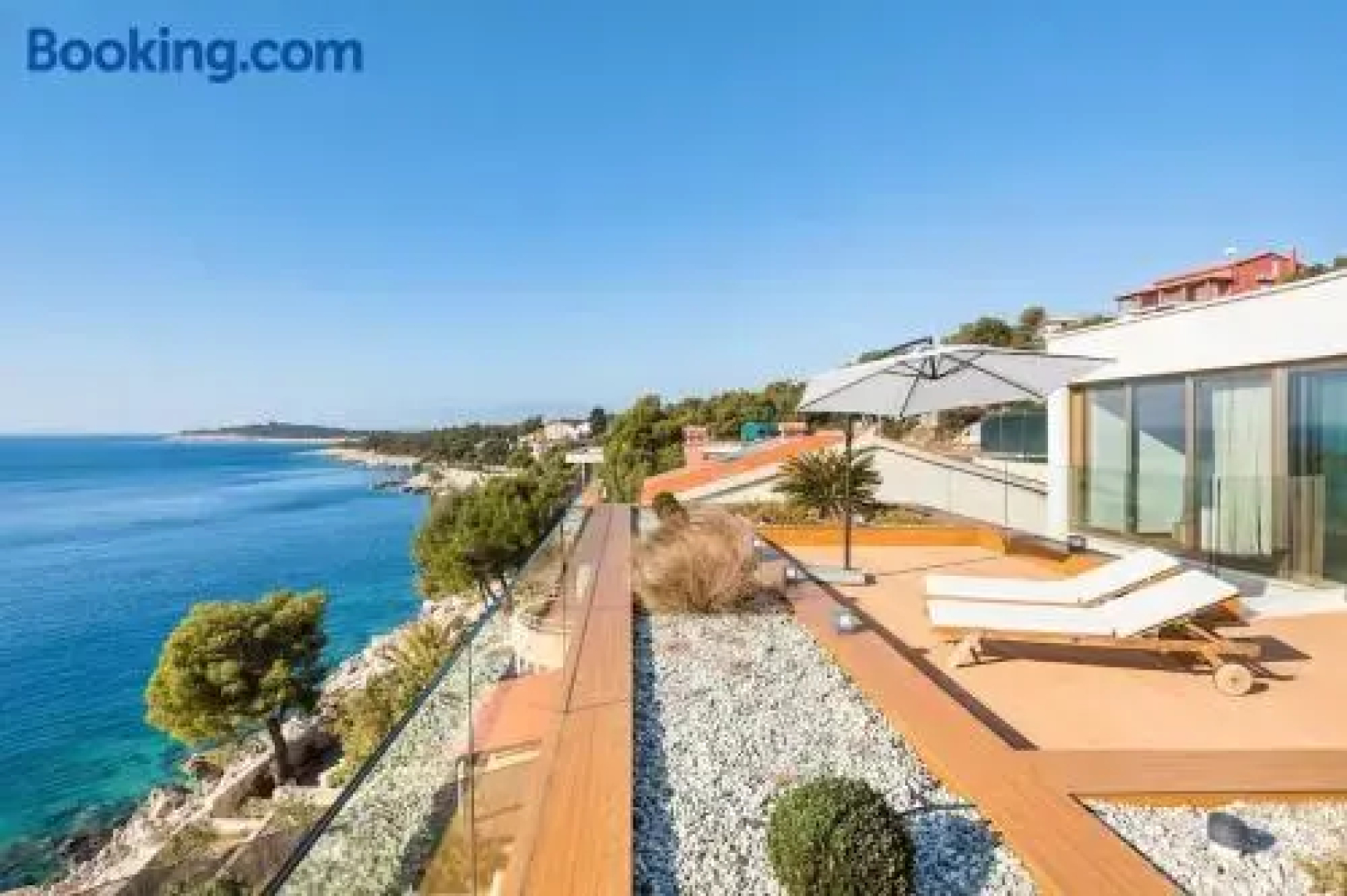Villa Gloss