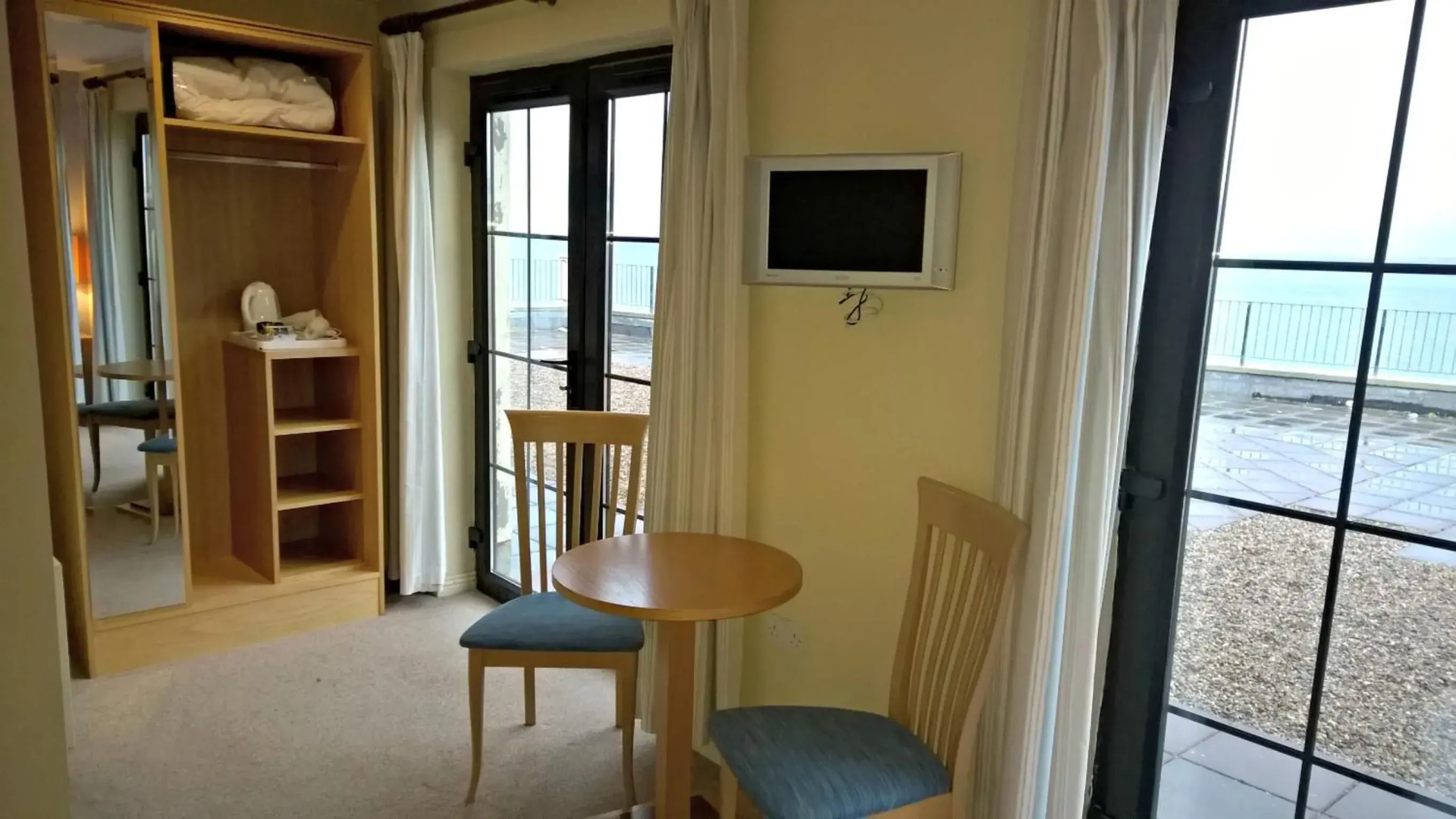 Pier Head Hotel