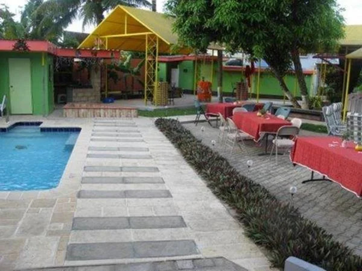 D'Lime Inn and Conference Center