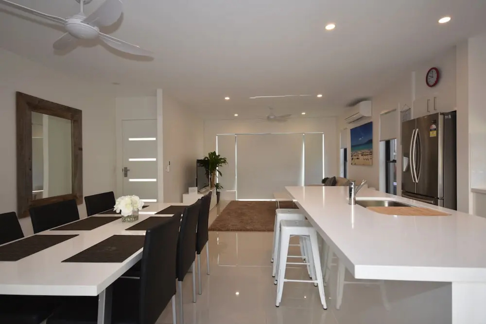 Holiday With A View Lowry Street