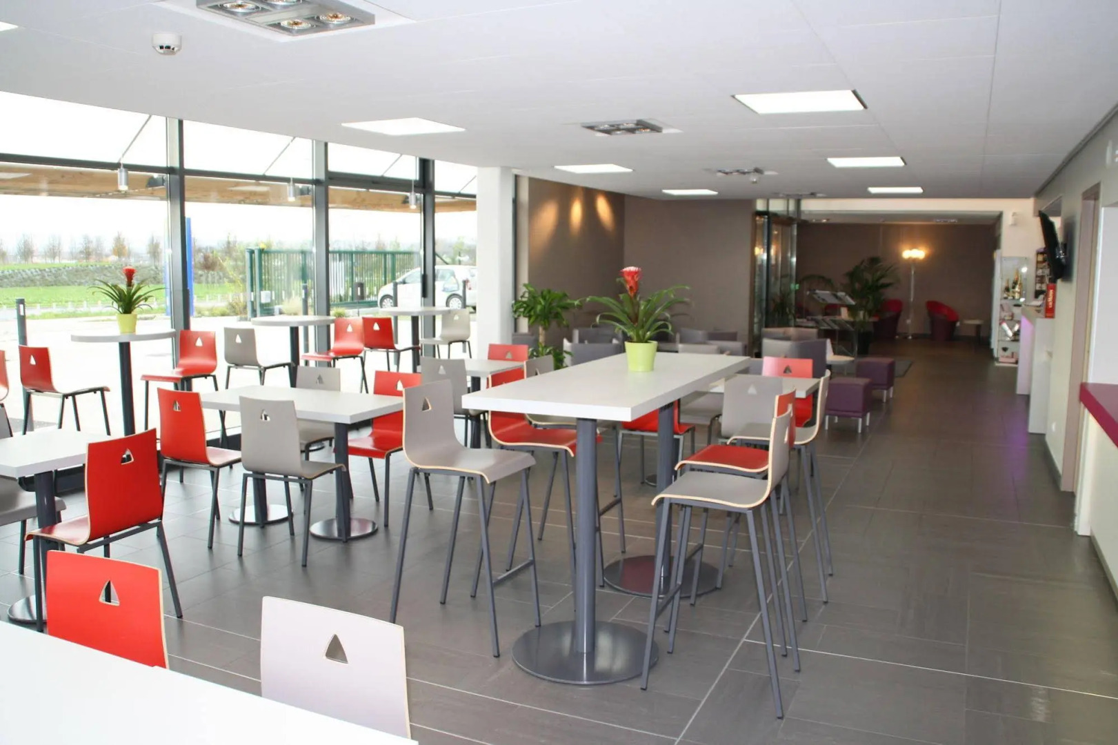 Hôtel Akena Reims Bezannes