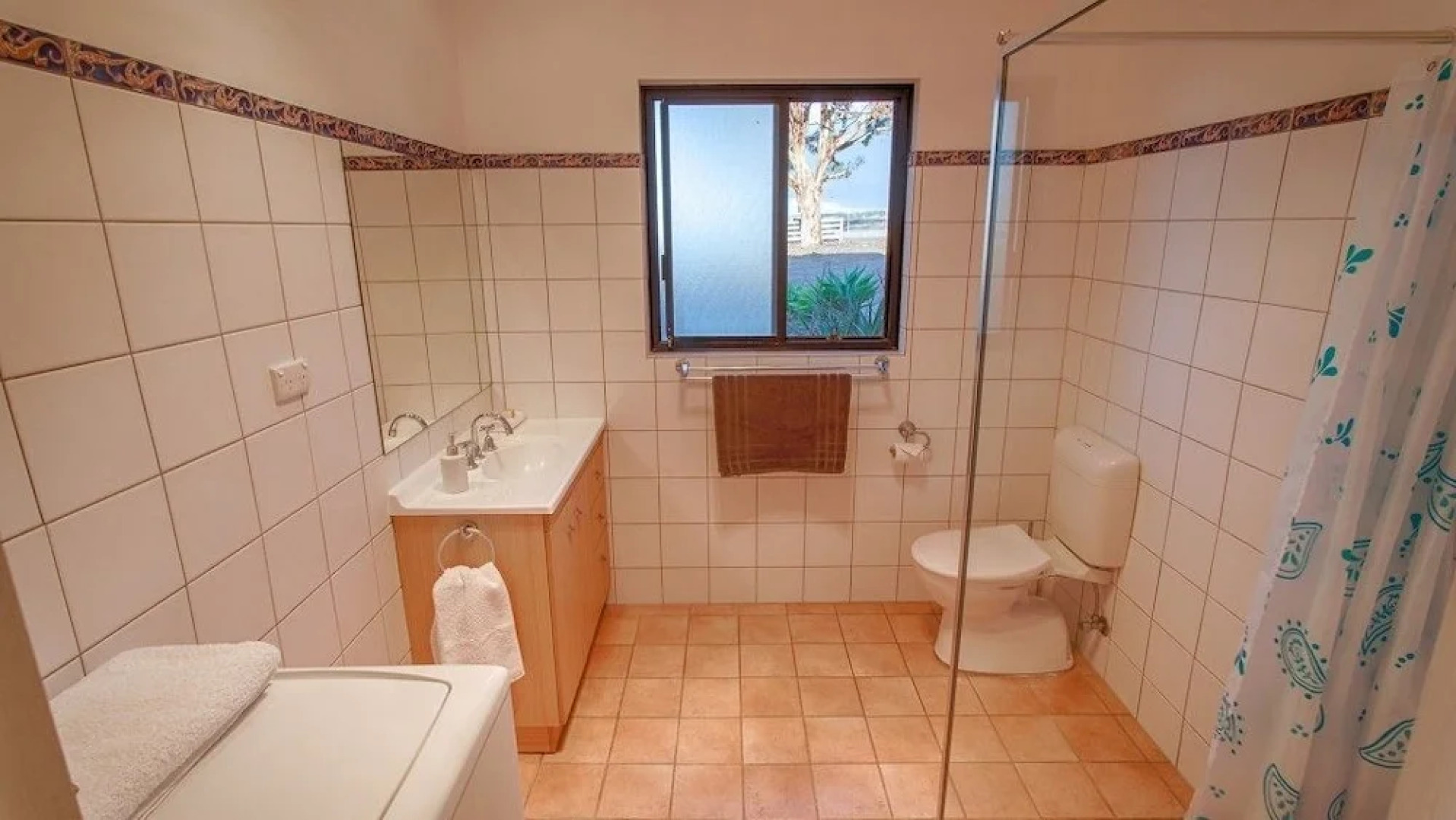 Antechamber Bay Retreats