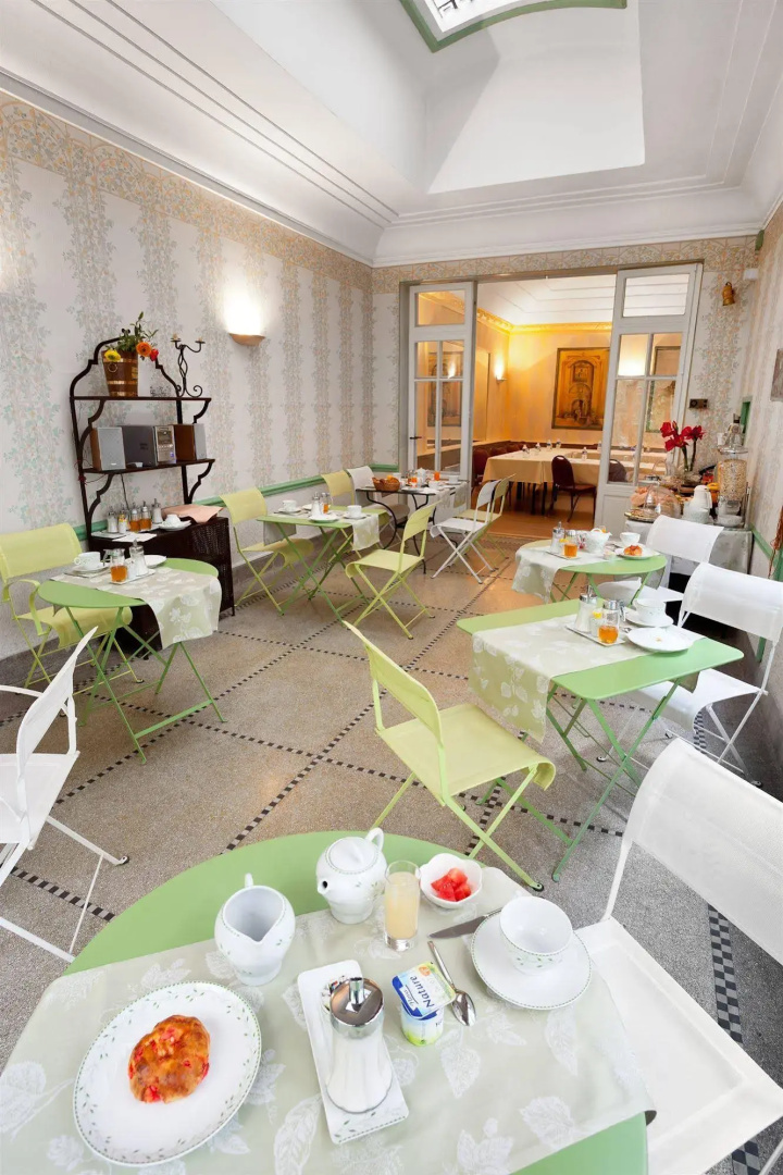 HOTEL ARVERNA VICHY - ClT'HOTEL