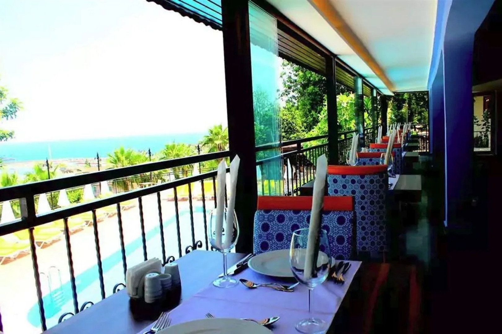 Illusion Beach Club Hotel +16 Only Adult