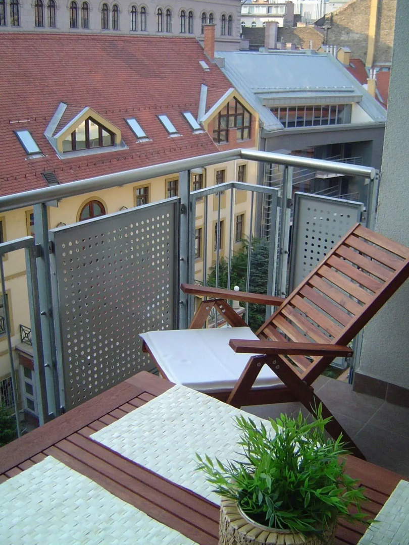 Trendy Deluxe Apartments