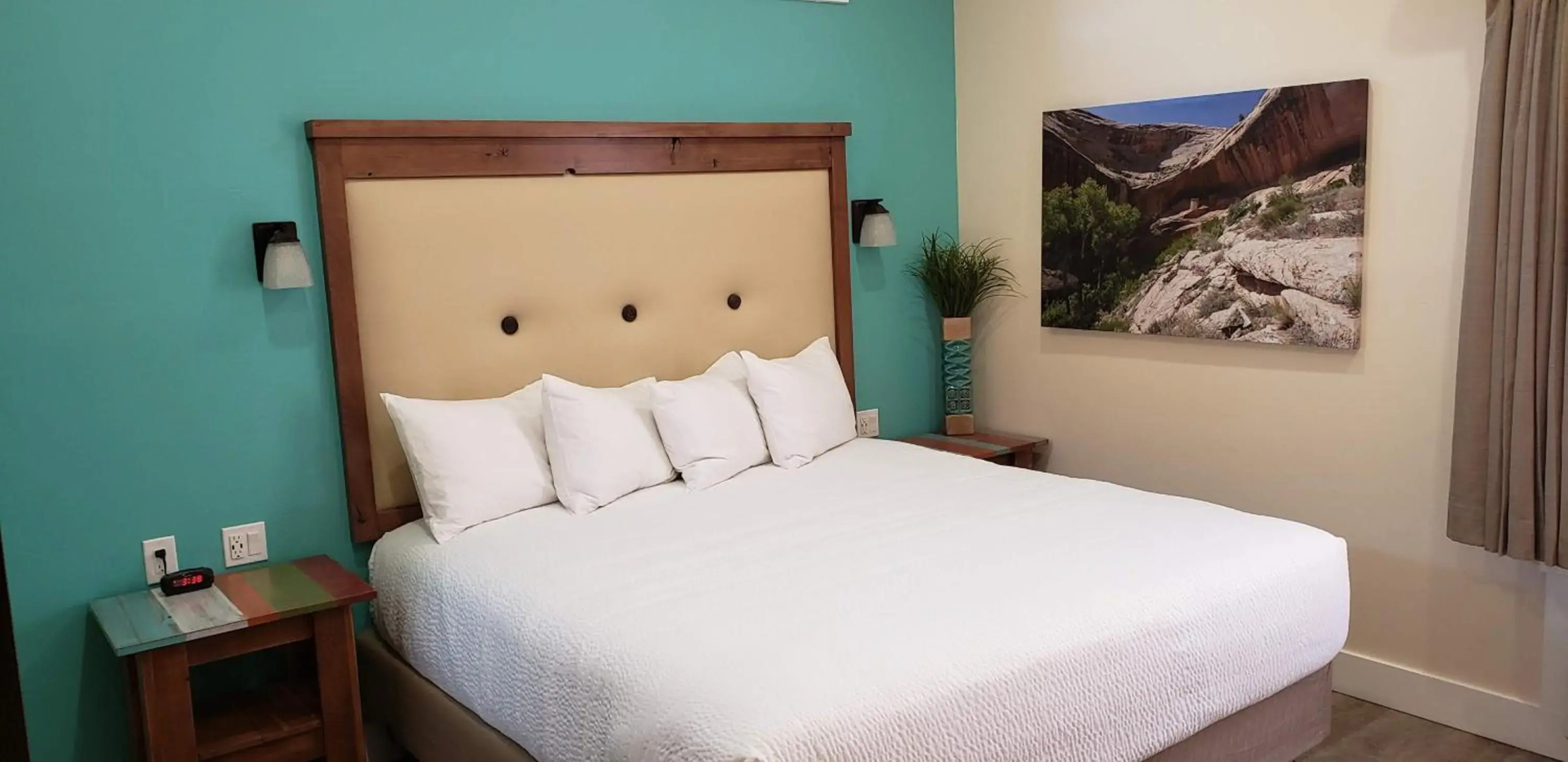 Bluff Dwellings Resort