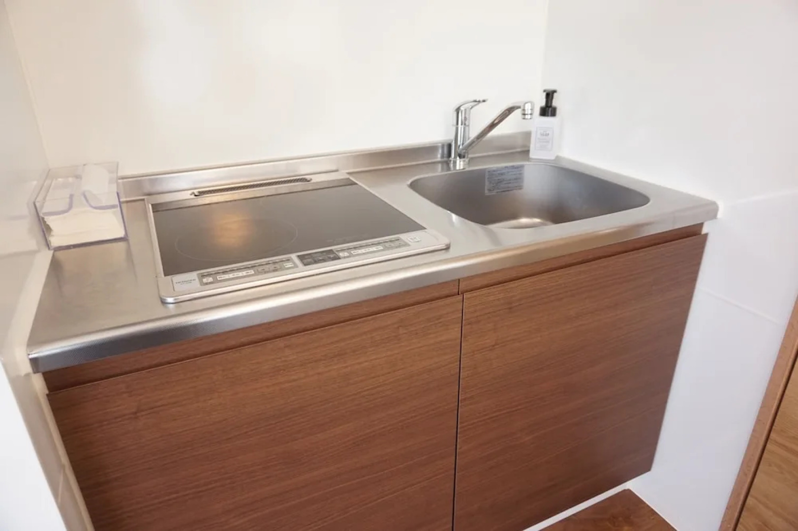 Bart Inn Kugenuma Resort