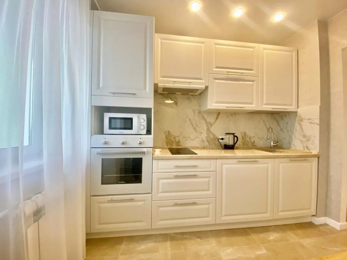 Апартаменты Студия на улице Демонстрации 8