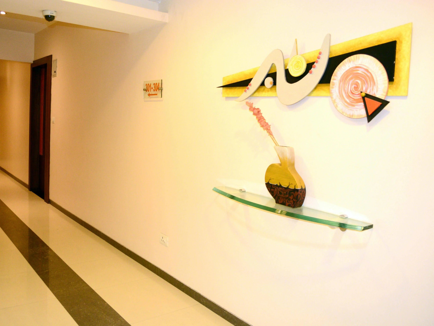 Stay Vista Rooms at Pune Station