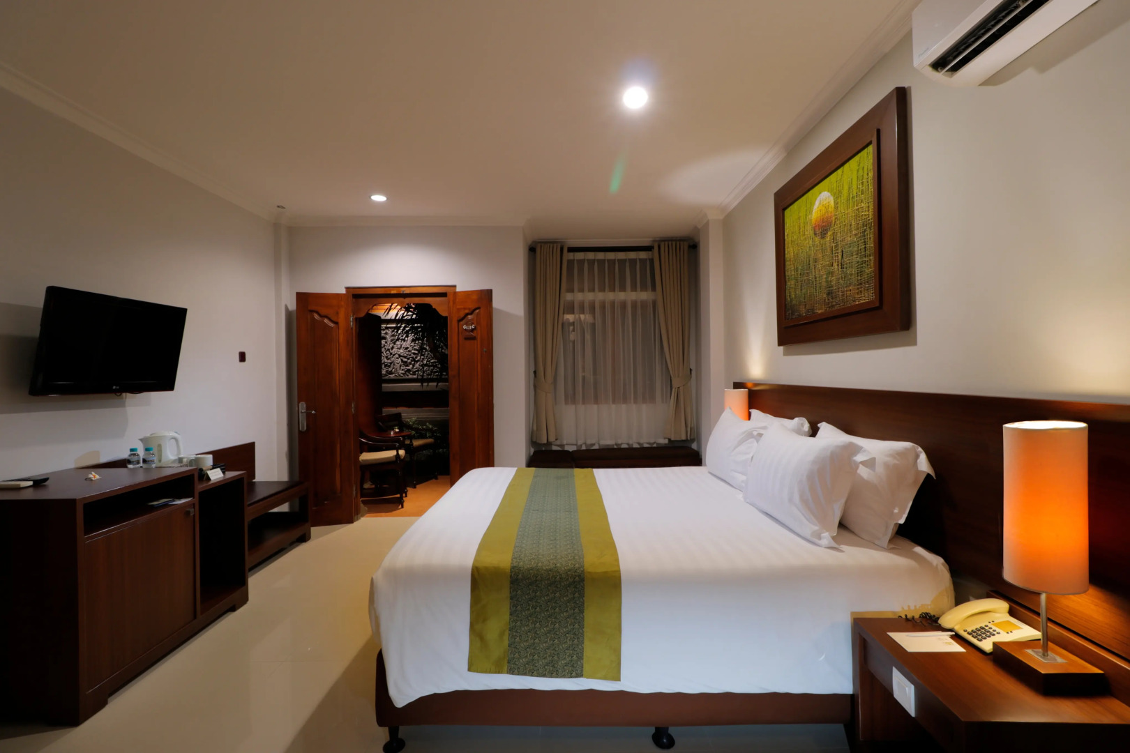 Adi Dharma Hotel Legian