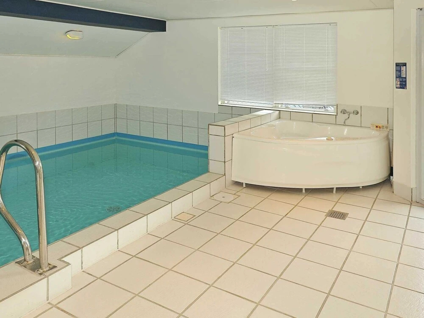 Cosy Holiday Home in Henne With Swimming Pool