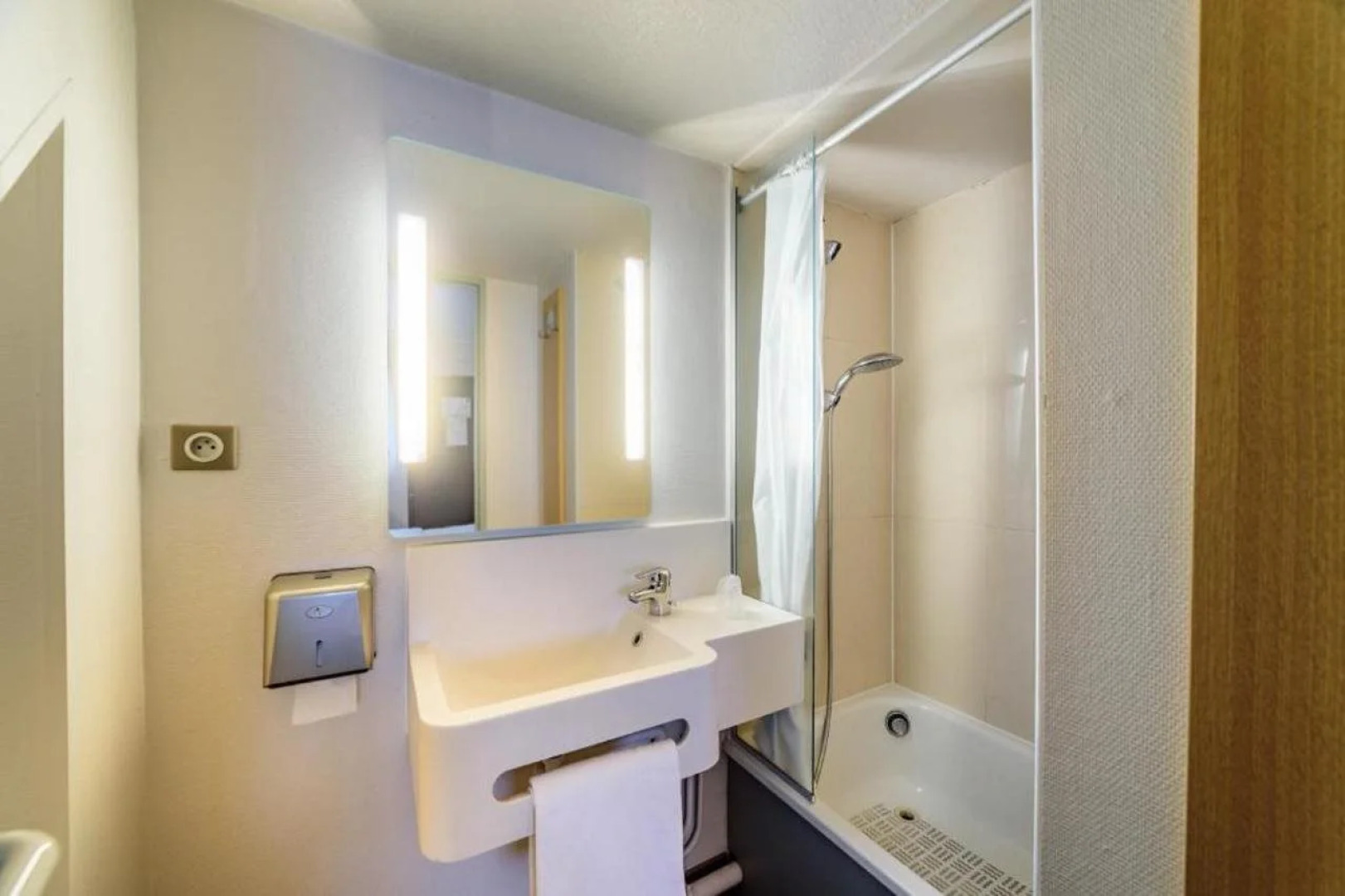 B&B HOTEL DIJON Marsannay