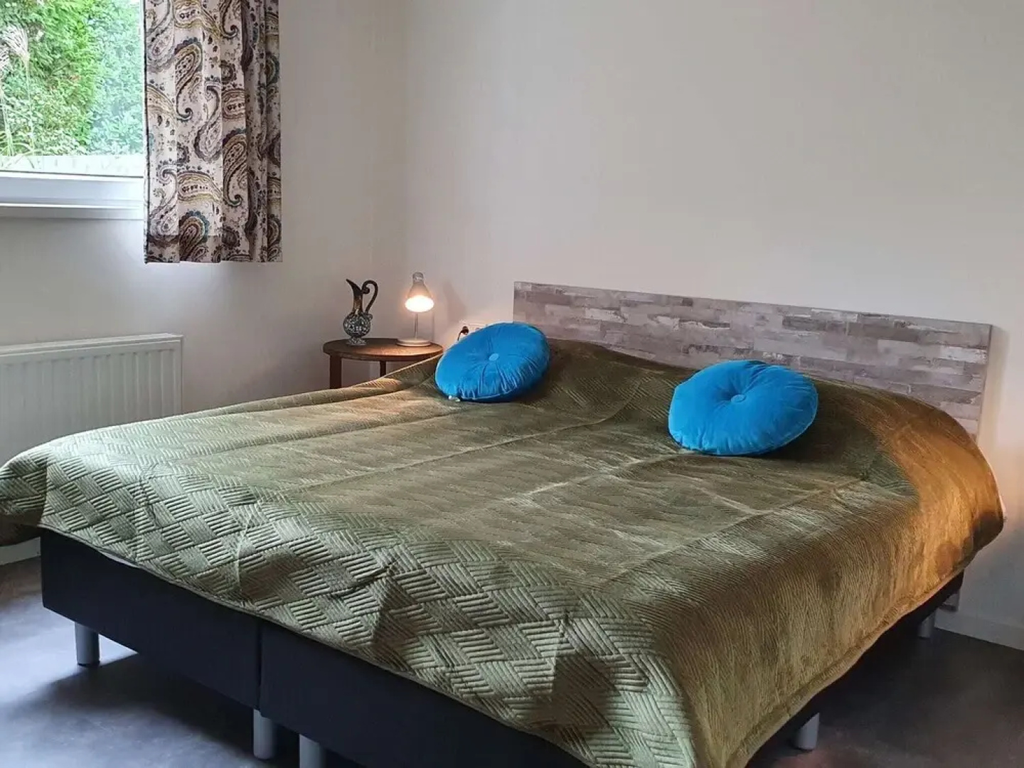 Vintage Holiday Home in Kamperland near Lake Veerse