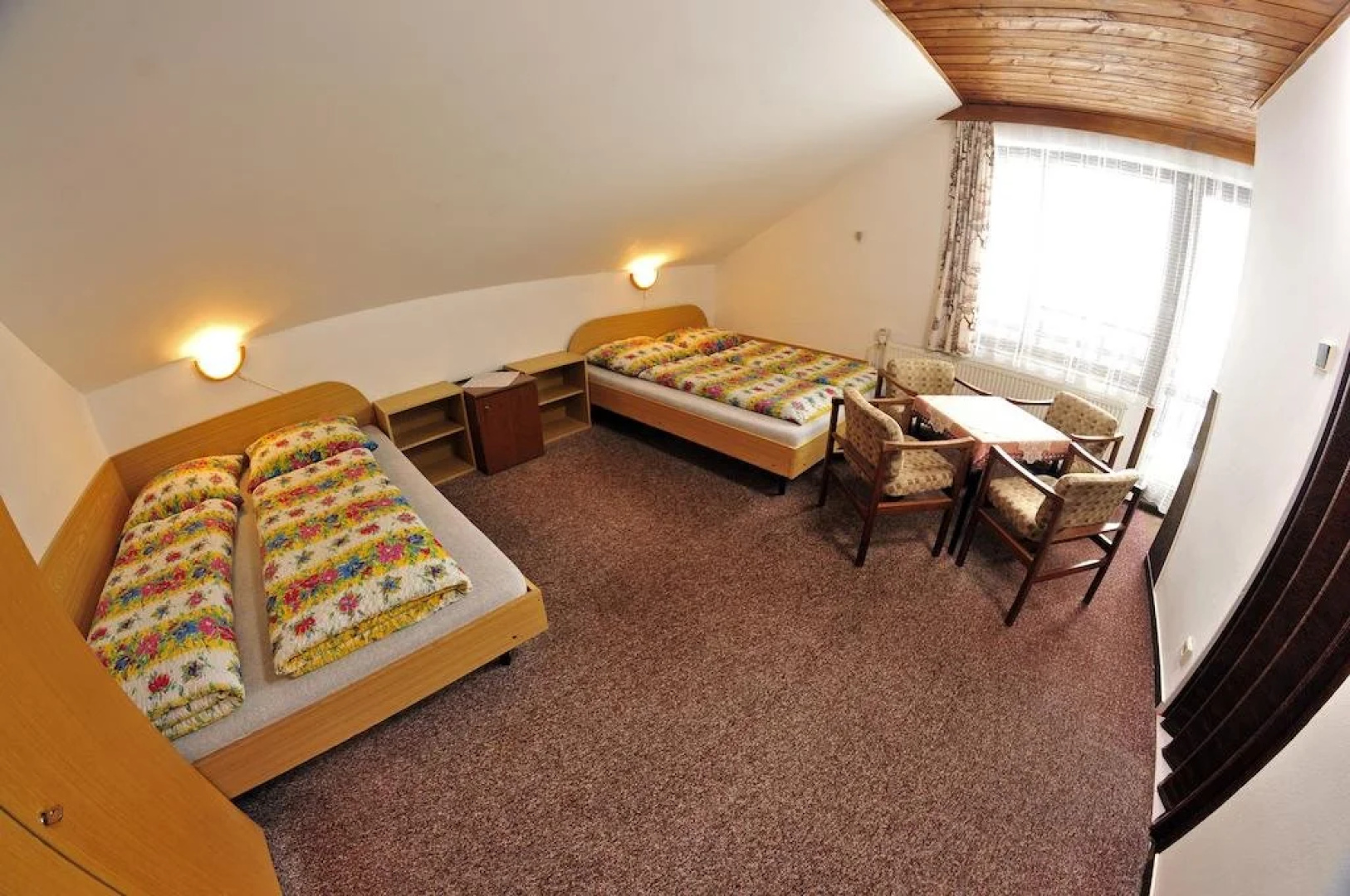 Pension 444