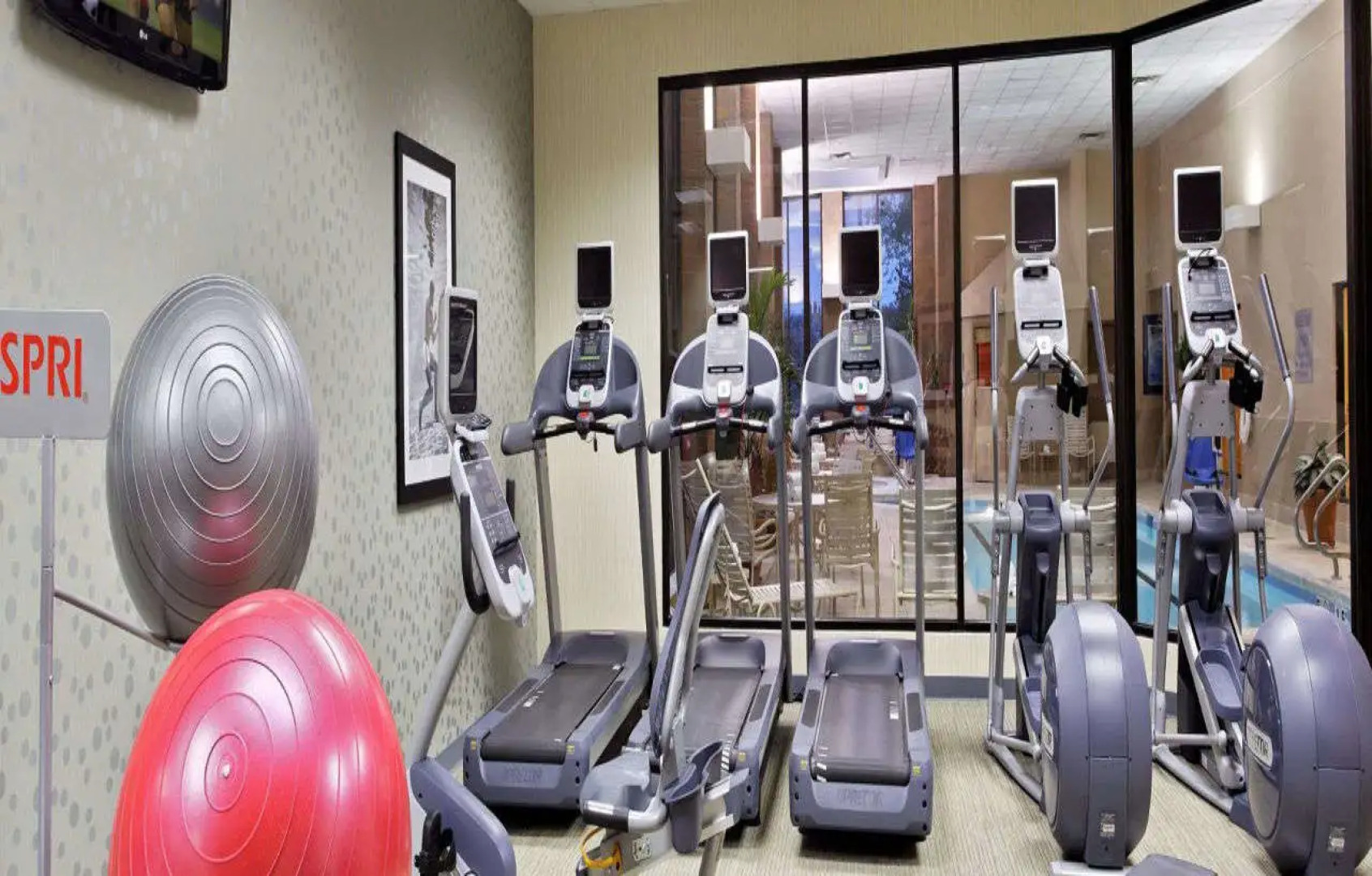 Holiday Inn Cincinnati Airport by IHG