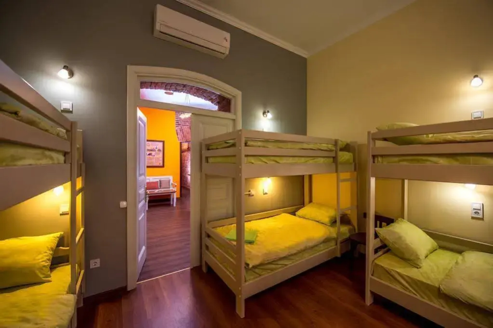 Post House Rooms