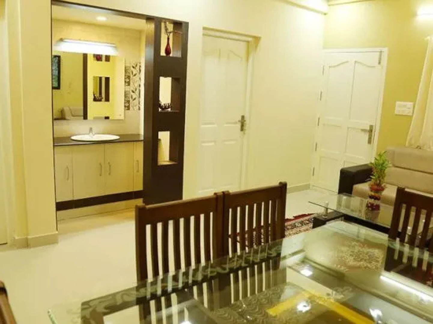 Style Homes Holiday INN