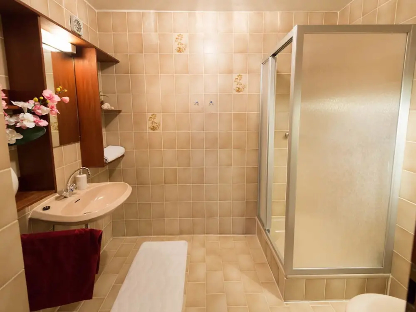 First Floor Apartment With Oven, at a Nature Reserve Area