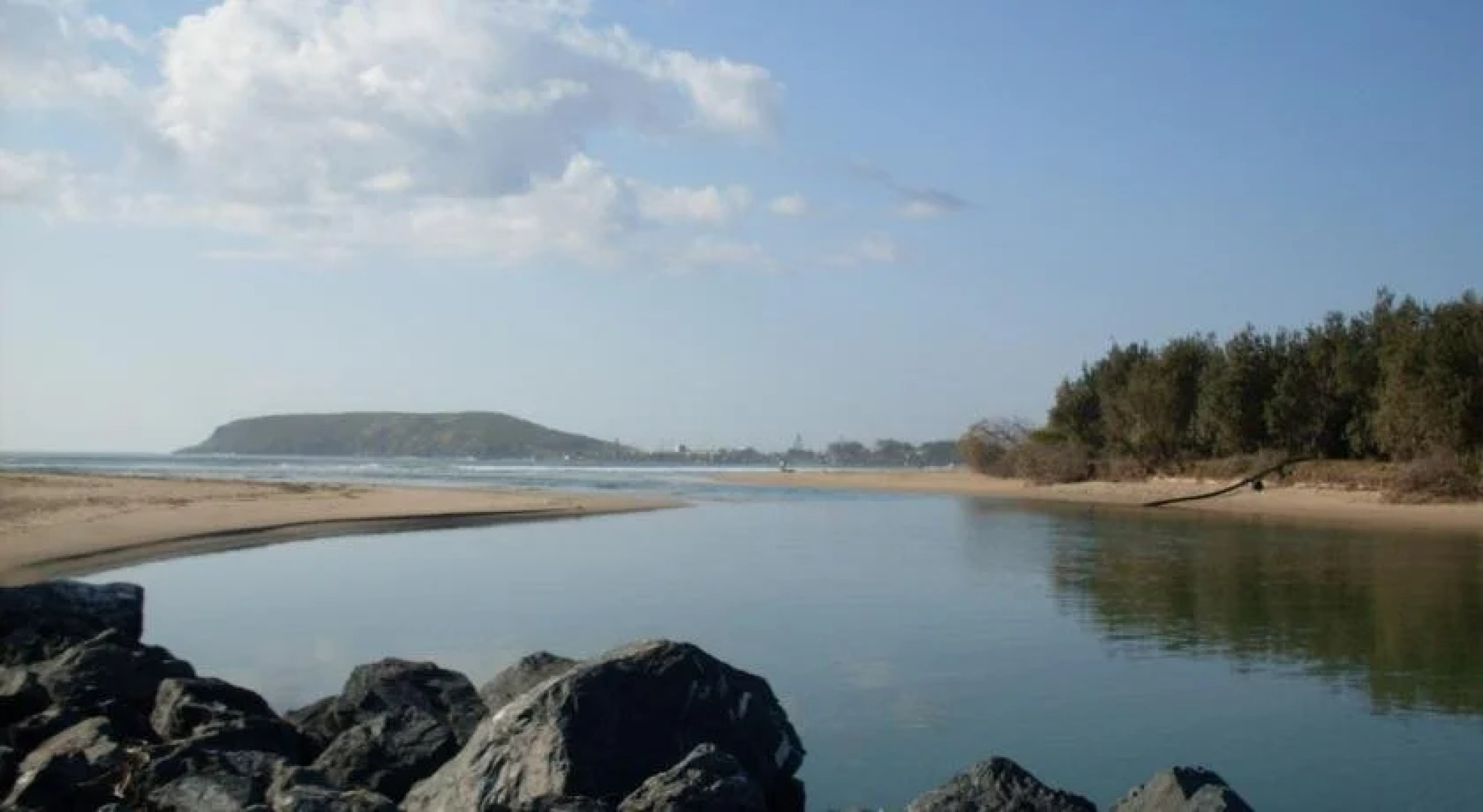 Hawaiian Sands Motor Inn