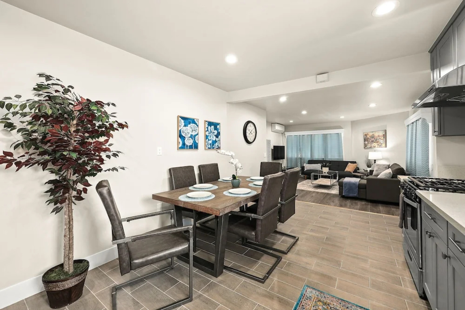 Stylish & Charming 15min to Downtown LA