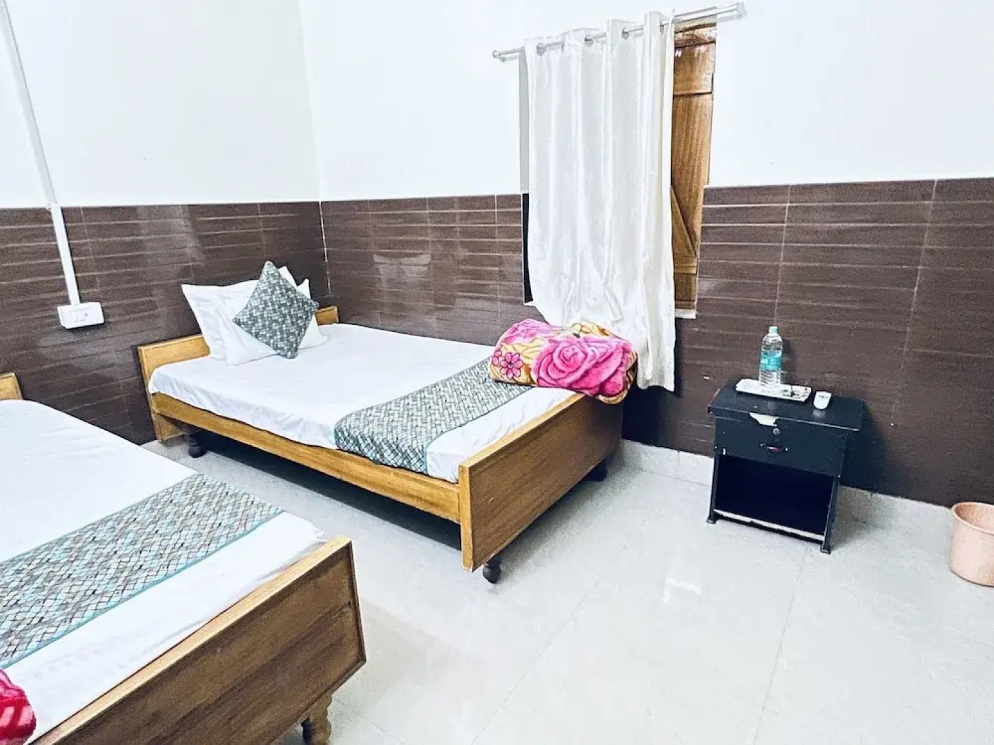 hotel rajgir international