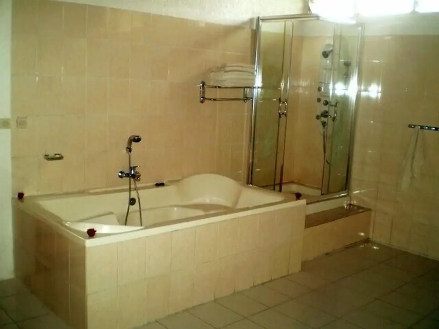 Top Hill Residence Kiriri