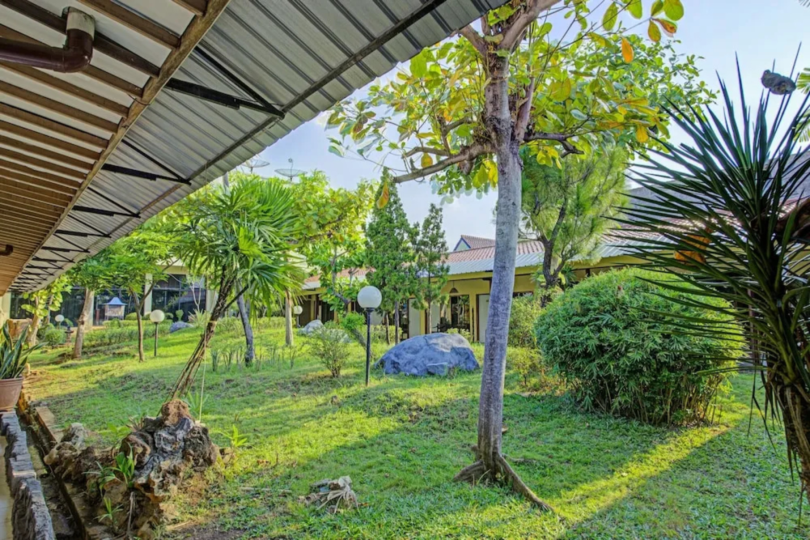 Hotel Istana by OYO Rooms