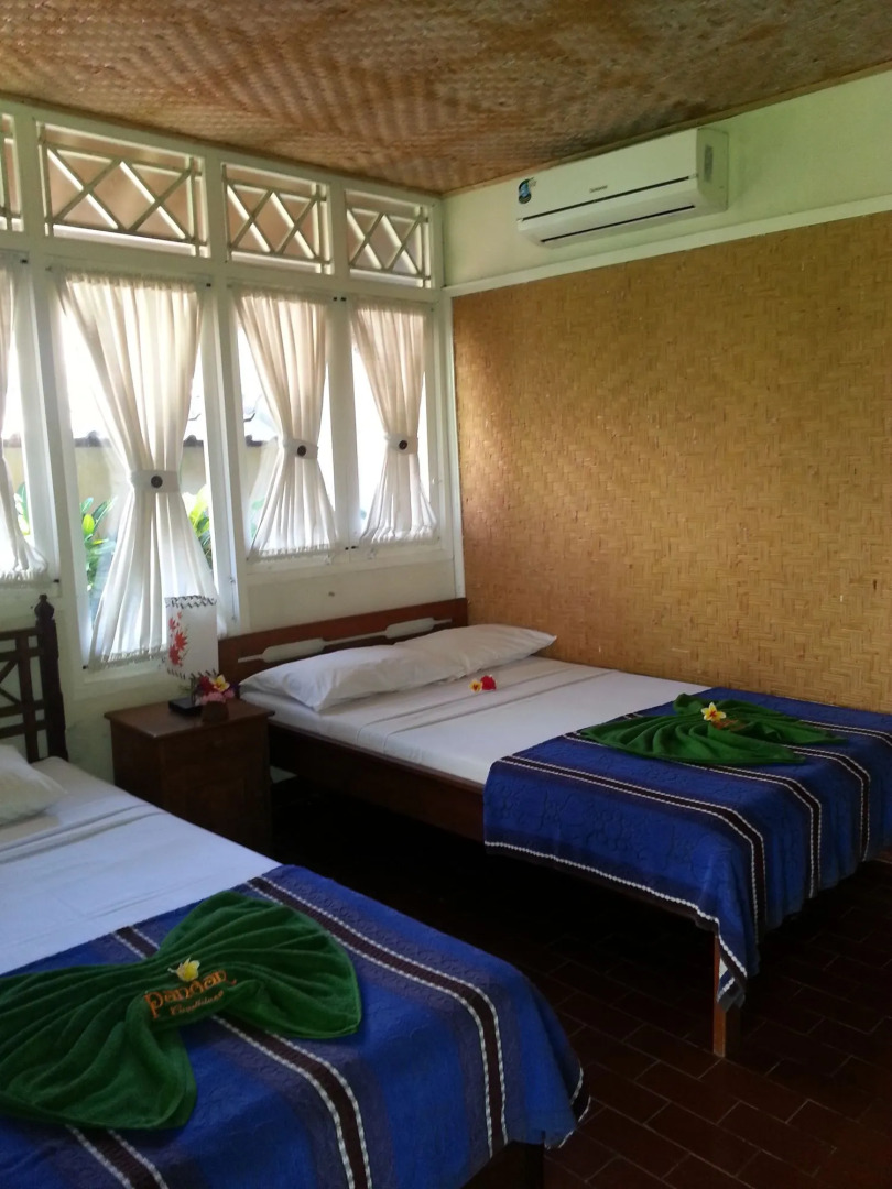 Puri Pandan Restaurant & Bungalows