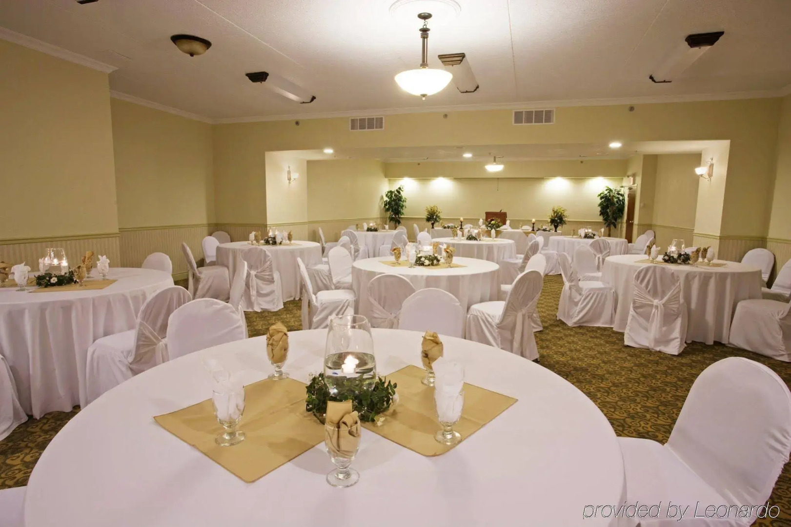 Holiday Inn Express Hotel & Suites Gananoque by IHG