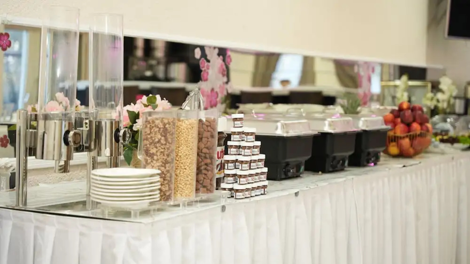 SN Hotel and Restaurant