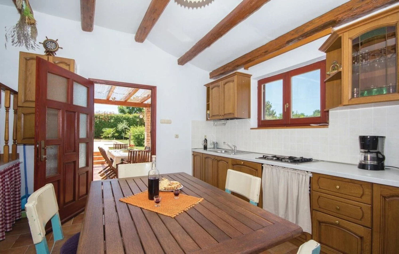 Stunning Home in Loborika With Wifi and 6 Bedrooms