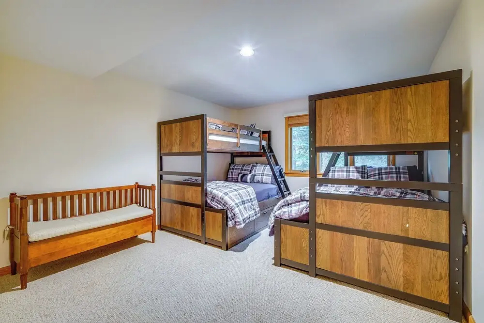 Spacious Dover Refuge ~ 5 Mi to Mount Snow!