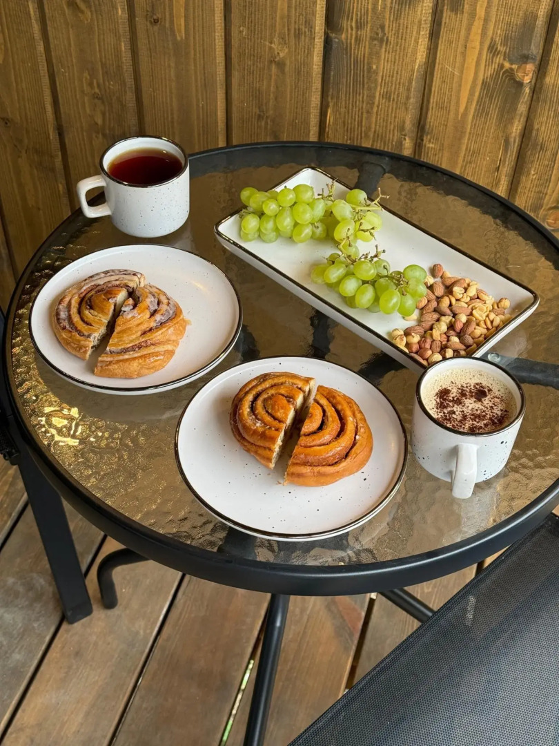 Это БАZA (БАЗА)